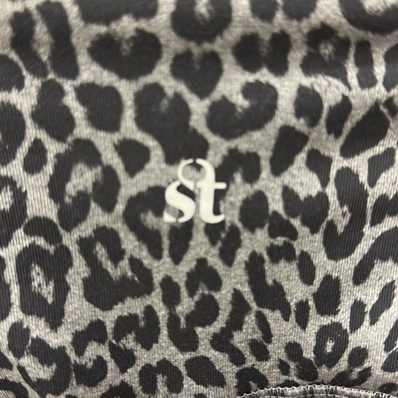 Strut This Remi Light Grey Legging Size Small - Picture 6 of 14